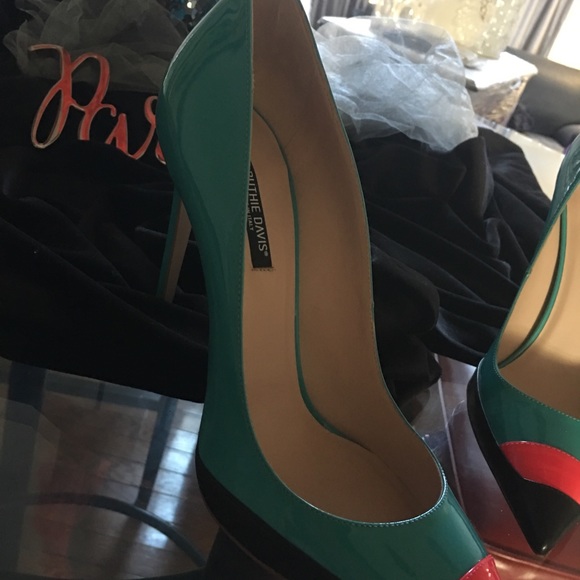 Ruthie Davis-Pointed Colorblock Heel ( Size 10) - Picture 5 of 8